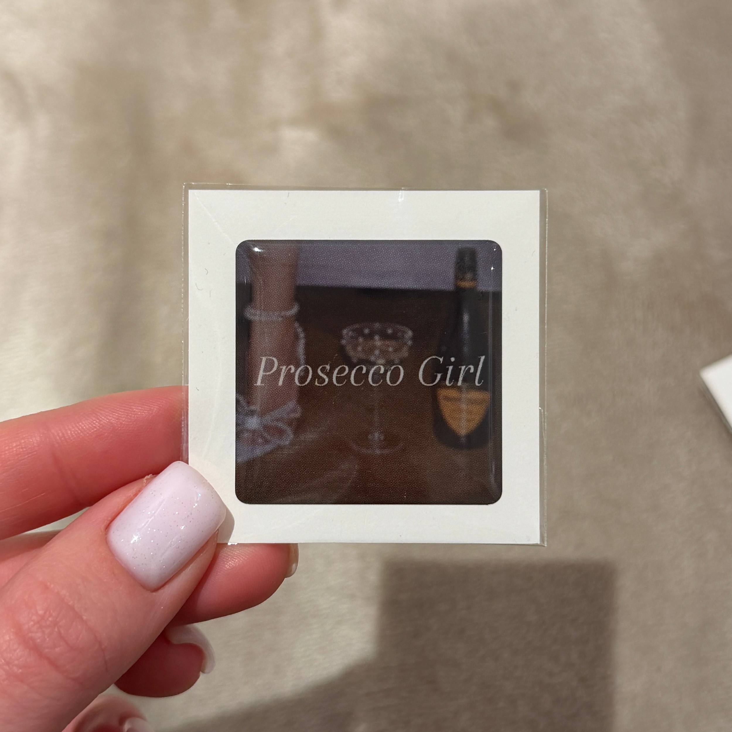 Об'ємний 3D стікер - Prosecco girl (57)