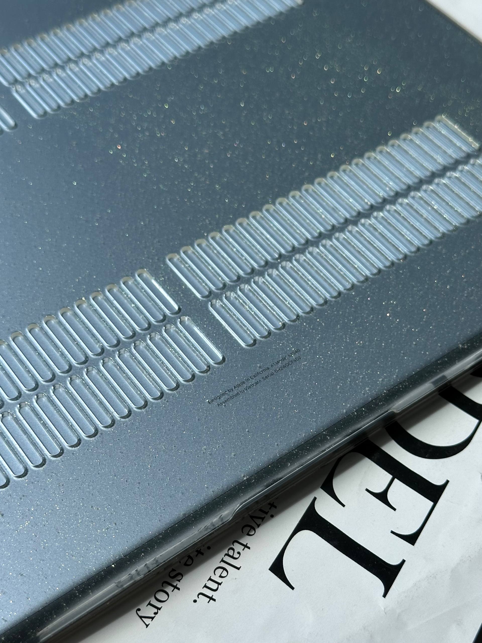 Чохол-накладка HardShell з блискітками на MacBook Pro 13.3