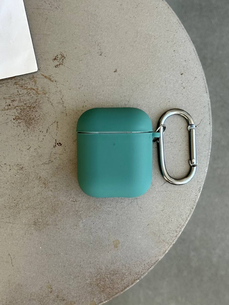 Чохол на AirPods 1 / 2 із мікрофіброю та карабіном Pine Green (16)