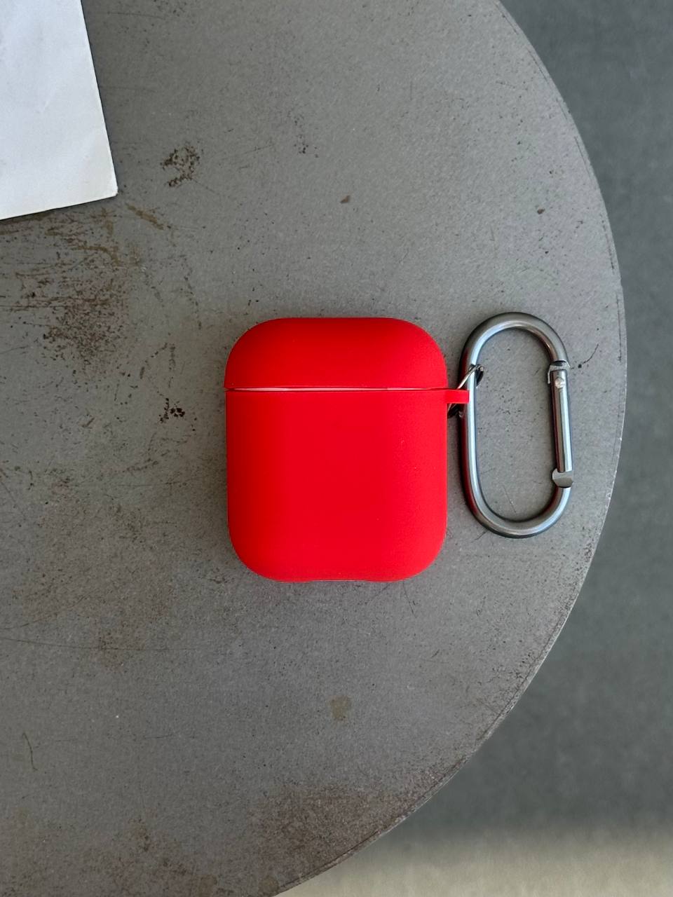 Чохол на AirPods 1 / 2 із мікрофіброю та карабіном Red (10)