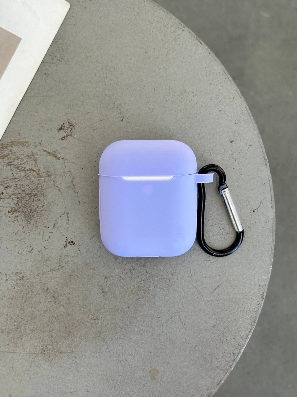 Чохол на AirPods 1 / 2 силіконовий із карабіном Elegant Purple (13)