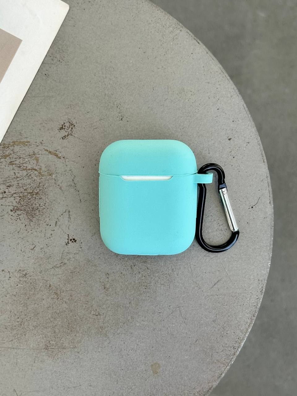 Чохол на AirPods 1 / 2 силіконовий із карабіном Sea Blue (06)