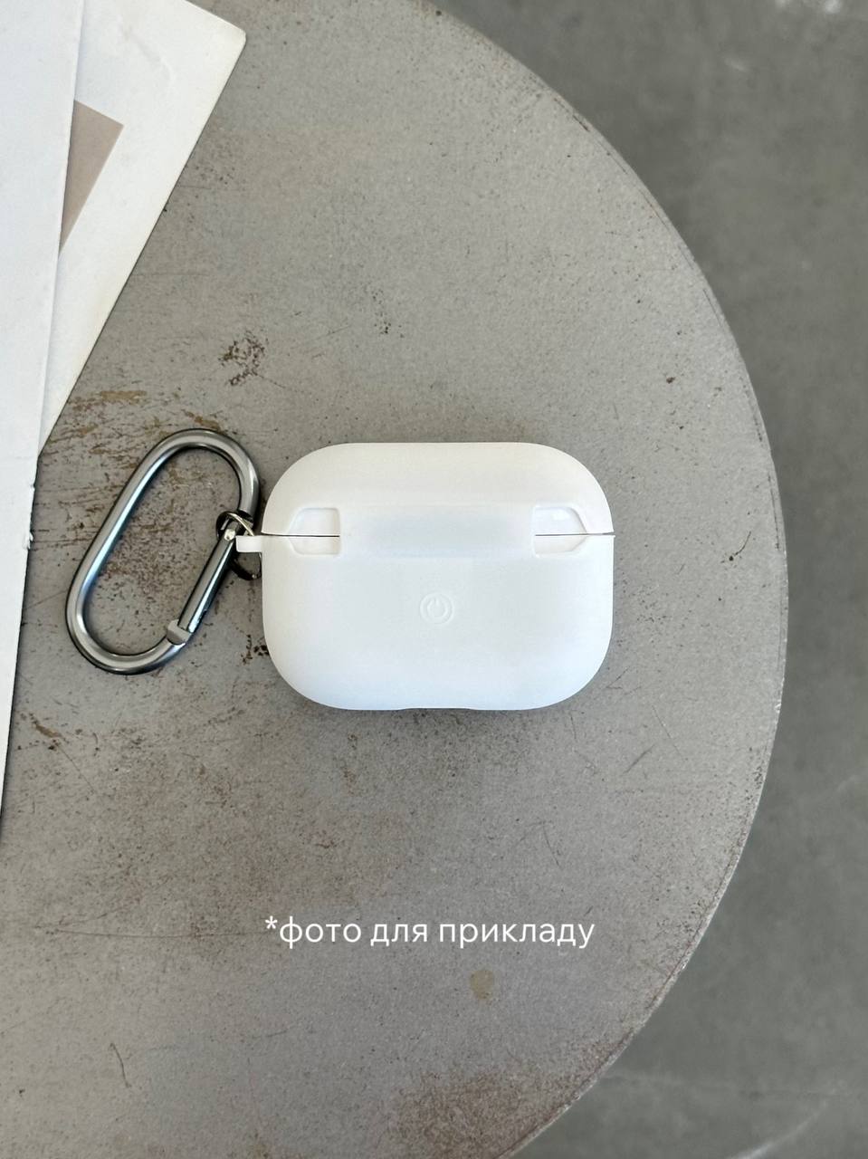 Чохол на AirPods Pro 3 із мікрофіброю та карабіном Grape (06)
