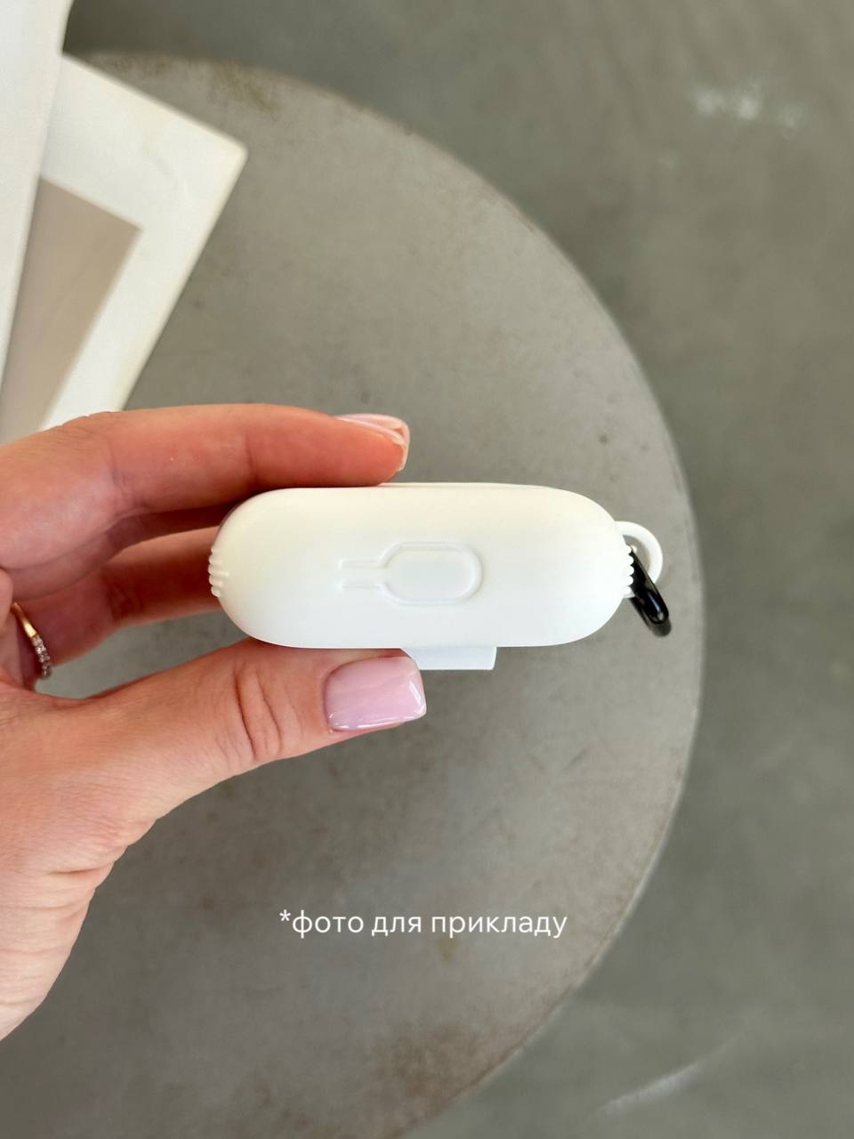 Чохол на AirPods 3 силіконовий із карабіном Red (12)