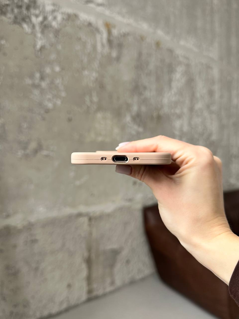 Чехол Silicone case с открытой камерой на iPhone 17 Air Desert (44)