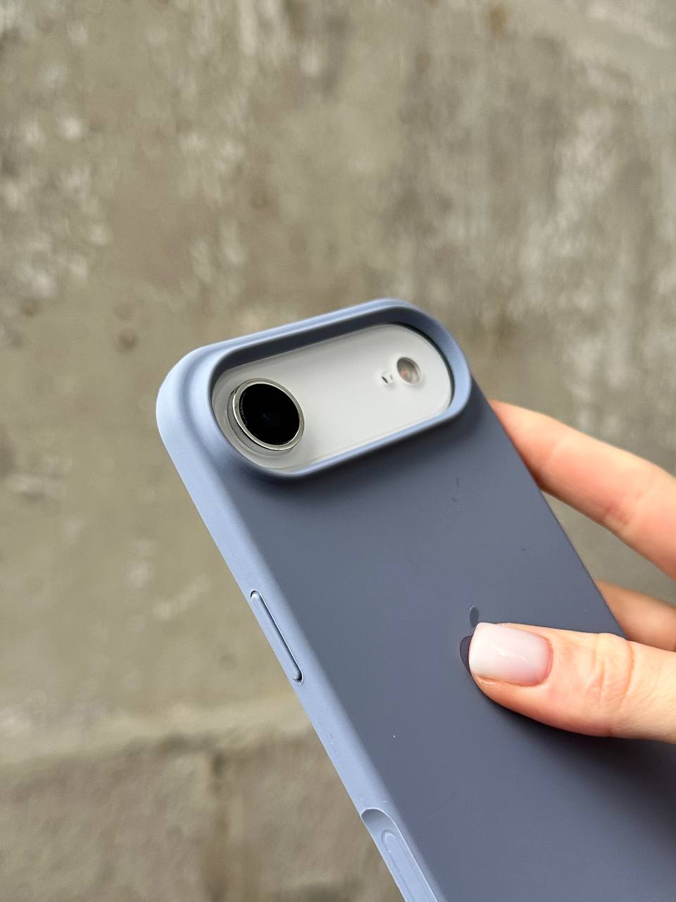 Чехол Silicone case с открытой камерой на iPhone 17 Air Lavander Grey (17)