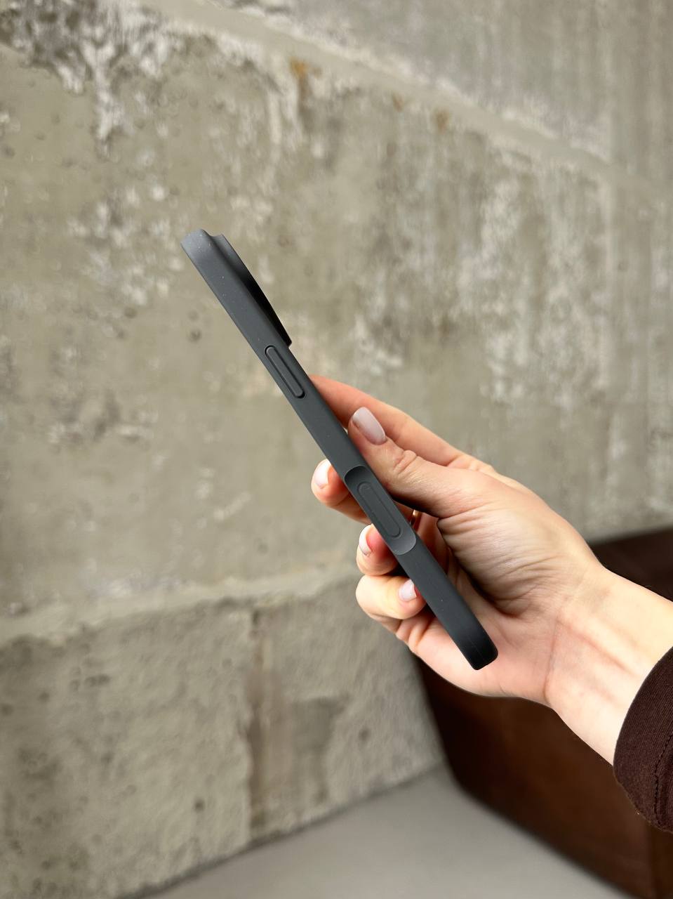 Чехол Silicone case с открытой камерой на iPhone 17 Air Graphite (24)