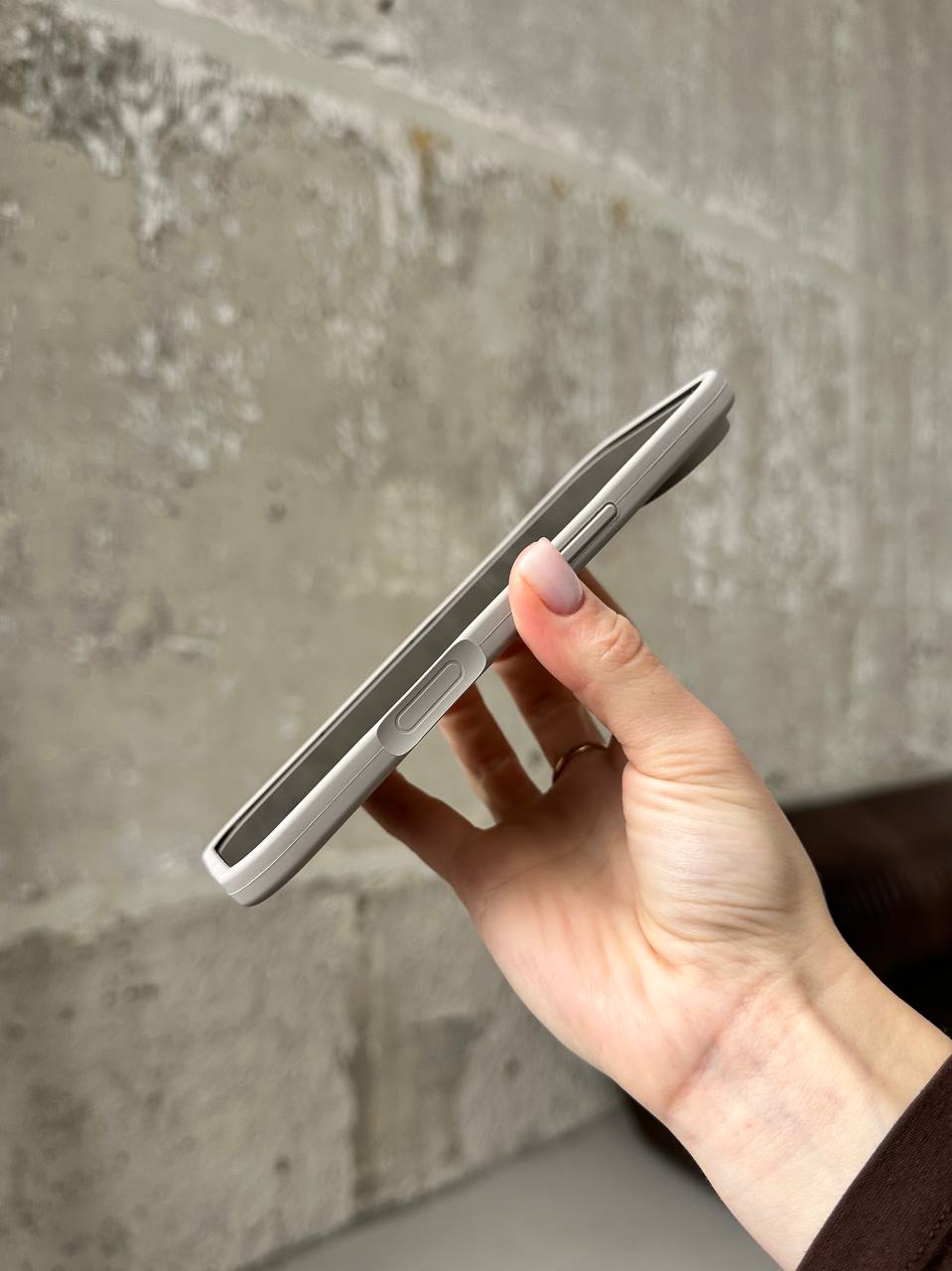Чохол Silicone case з відкритою камерою на iPhone 17 Air Pebble (14)