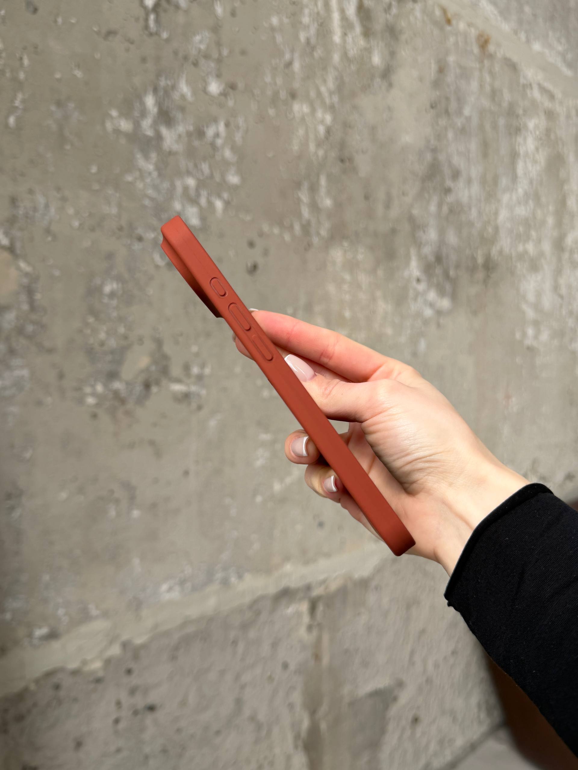 Чехол Silicone case с открытой камерой на iPhone 17 Air Brown (37)