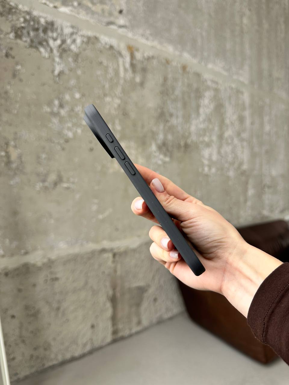 Чехол Silicone case с открытой камерой на iPhone 17 Air Graphite (24)