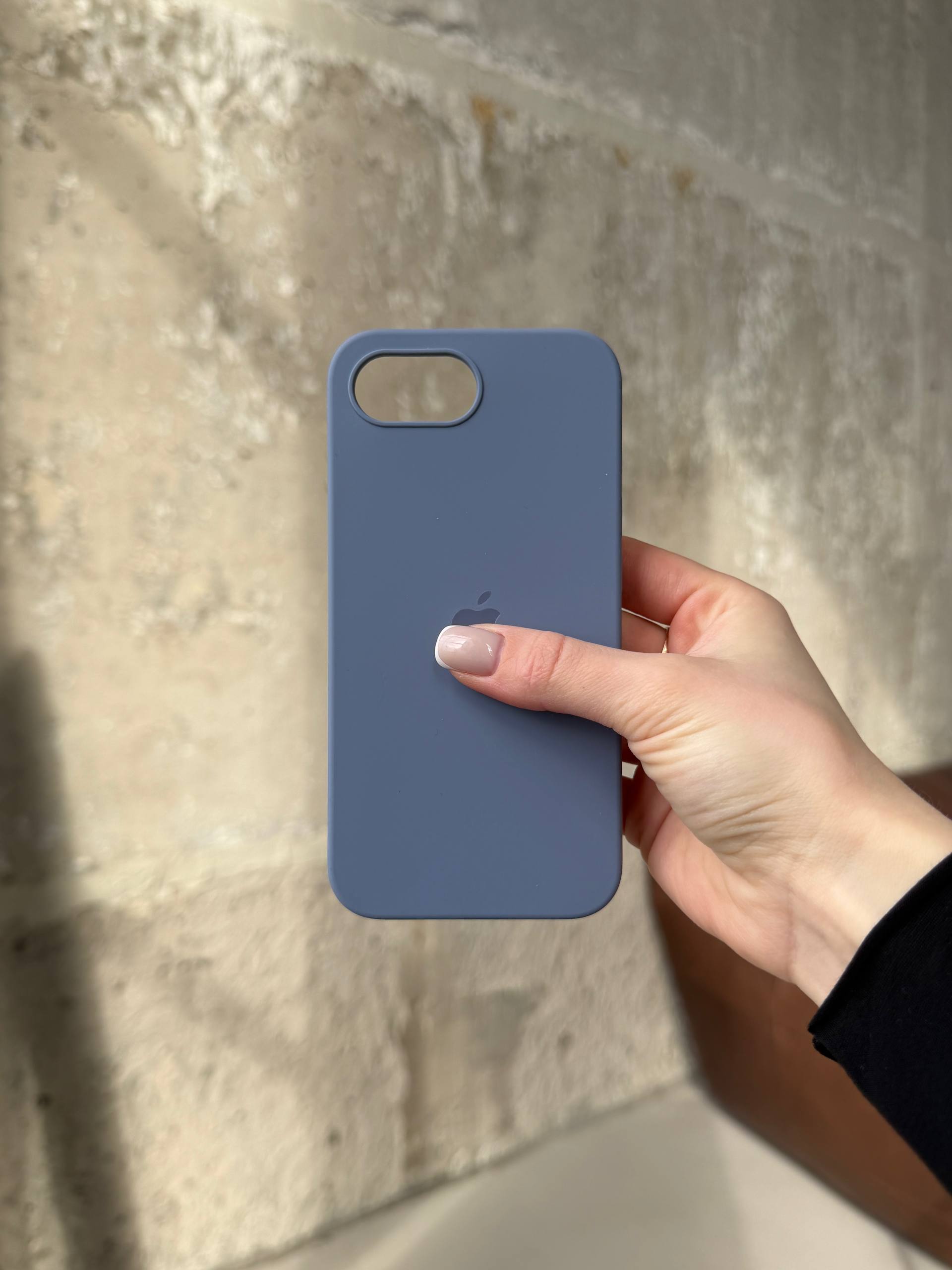 Чехол Silicone case с открытой камерой на iPhone 16e / 17e Lavander Grey (17)