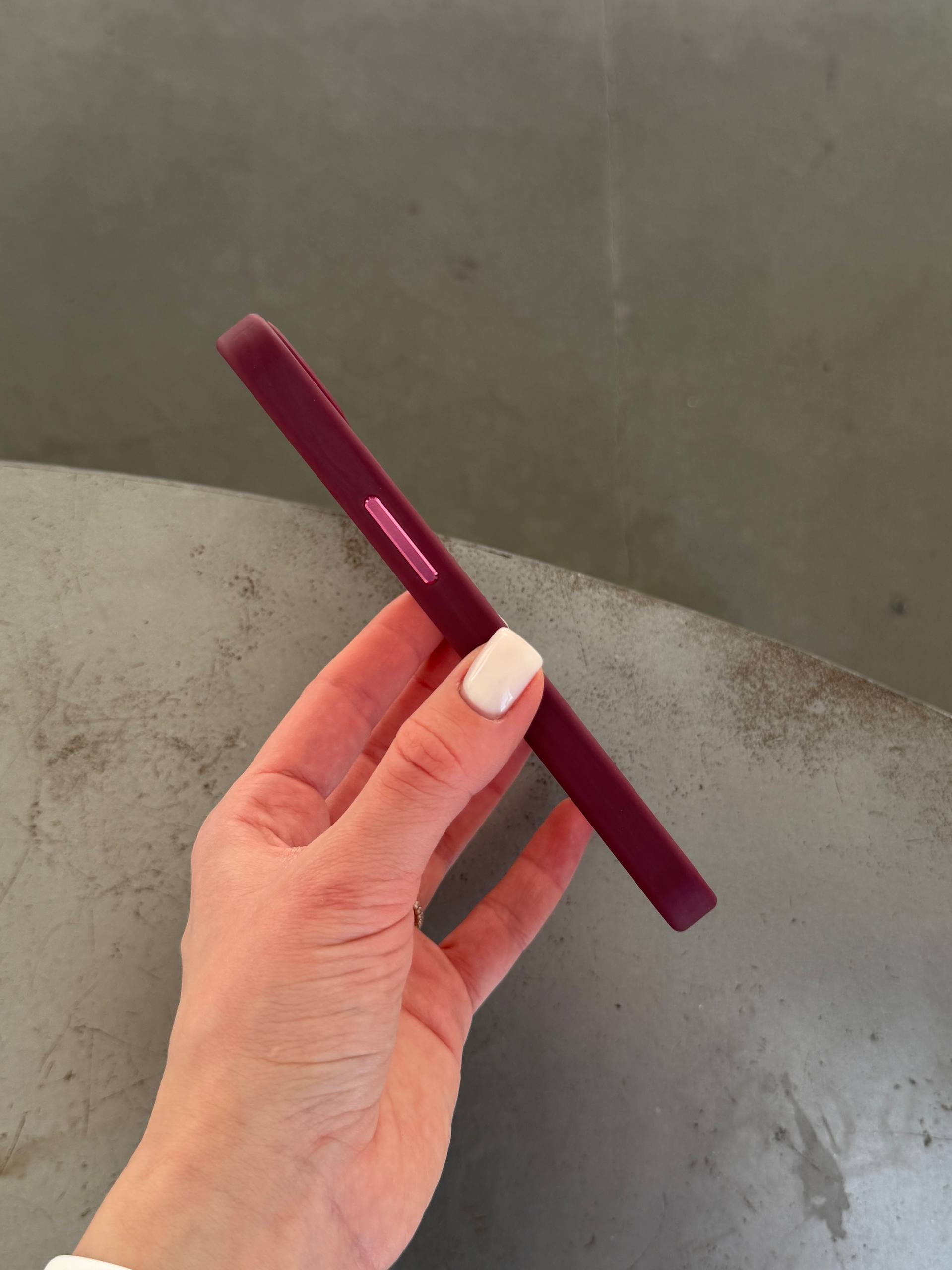 Чохол матовий з Magsafe на iPhone 16e / 17e Wine