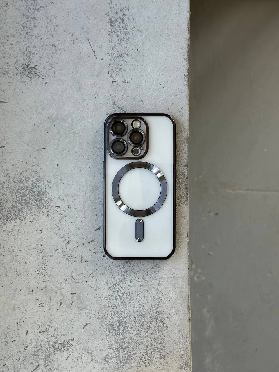 Чехол цветной Shining case с Magsafe на iPhone 12 Black