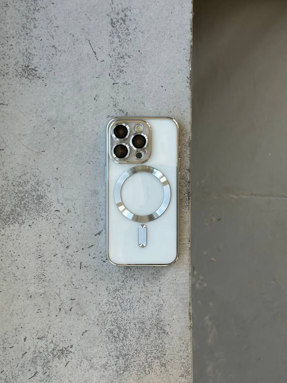 Чехол цветной Shining case с Magsafe на iPhone 12 Silver