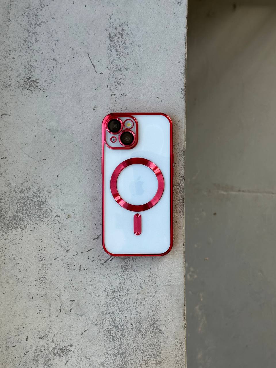 Чехол цветной Shining case с Magsafe на iPhone 15 Red