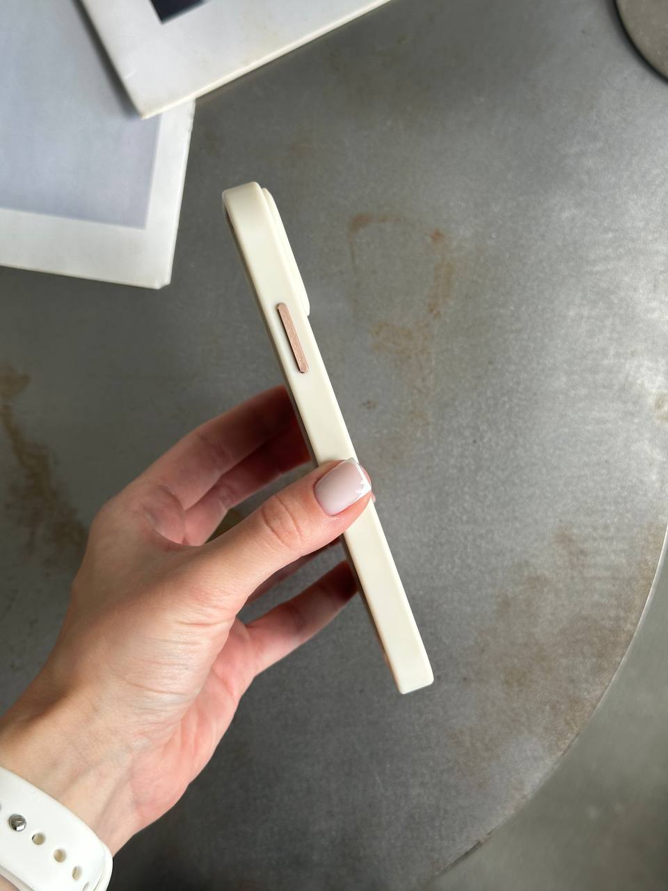 Чохол матовий з Magsafe на iPhone 11 Beige