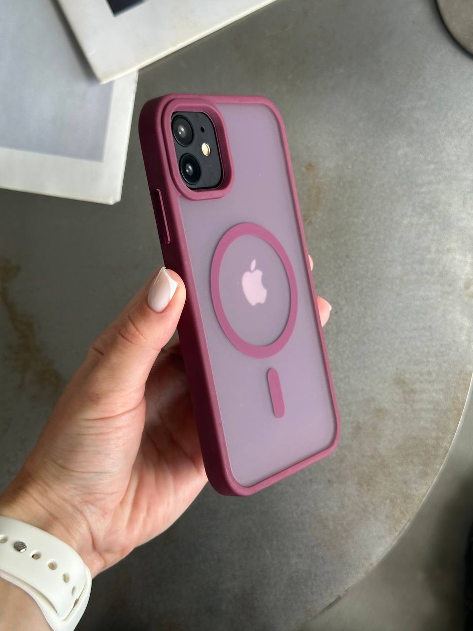 Чохол матовий з Magsafe на iPhone 11 Wine