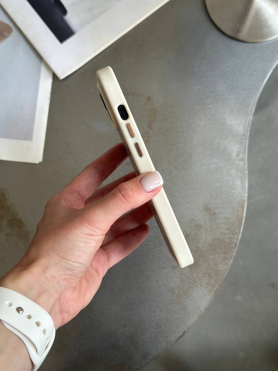 Чохол матовий з Magsafe на iPhone 14+ Beige
