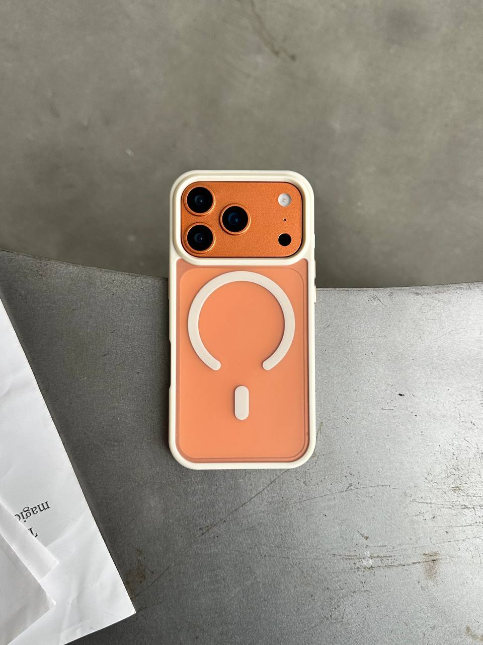 Чохол матовий з Magsafe на iPhone 17 Pro Beige
