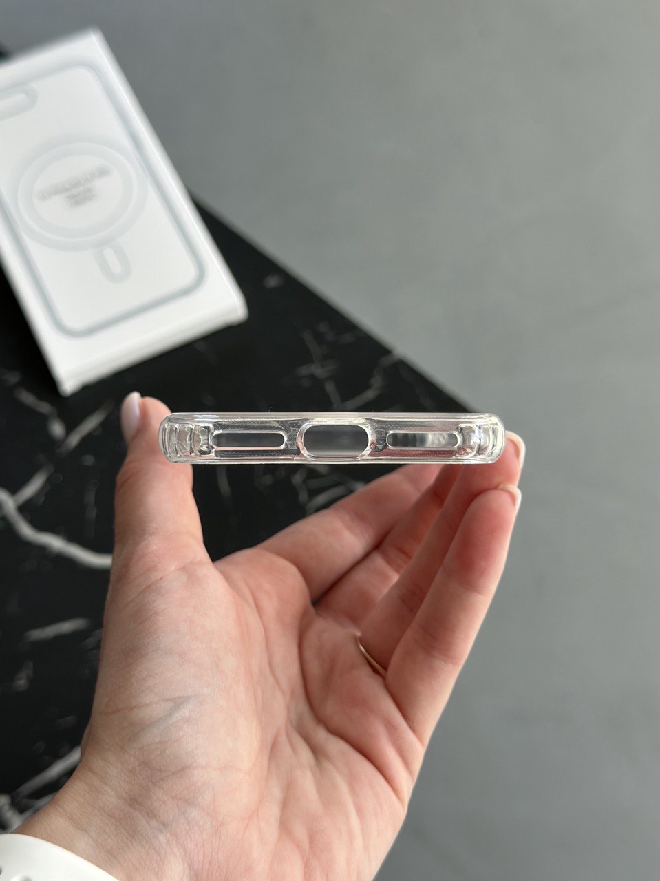 Чехол прозрачный Clear Case с Magsafe на iPhone 7 / 8/SE