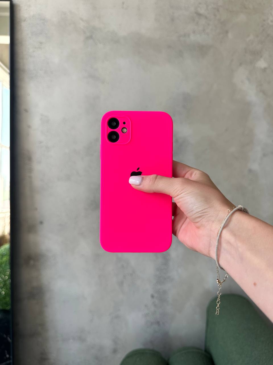 Чехол Silicone case с закрытой камерой для iPhone 11 Shiny Pink #23