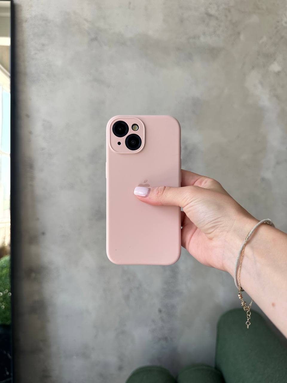 Чохол Silicone case із закритою камерою на iPhone 15 Pink Sand #15