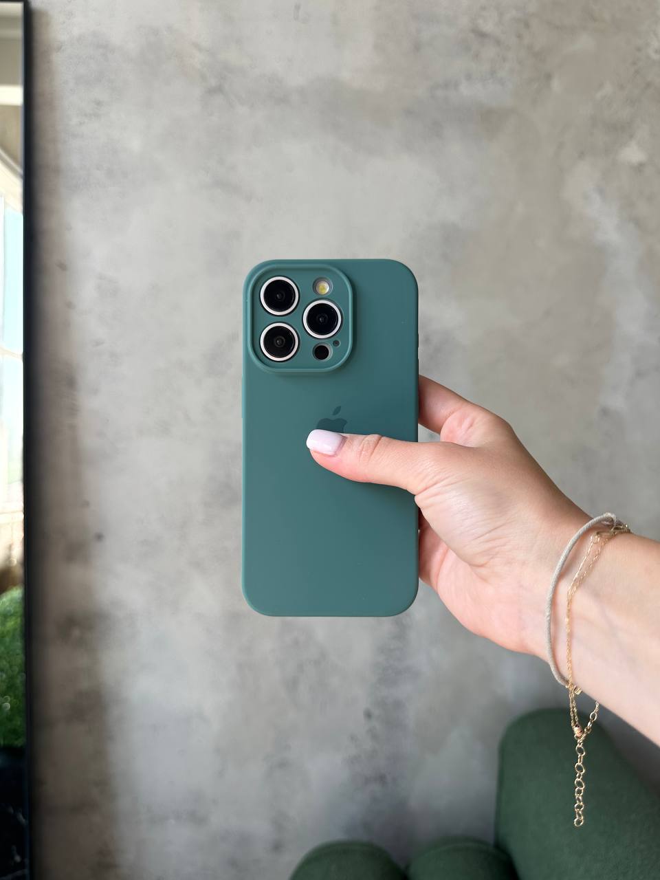 Чохол Silicone case із закритою камерою на iPhone 13 Pro Max Pine Green #46