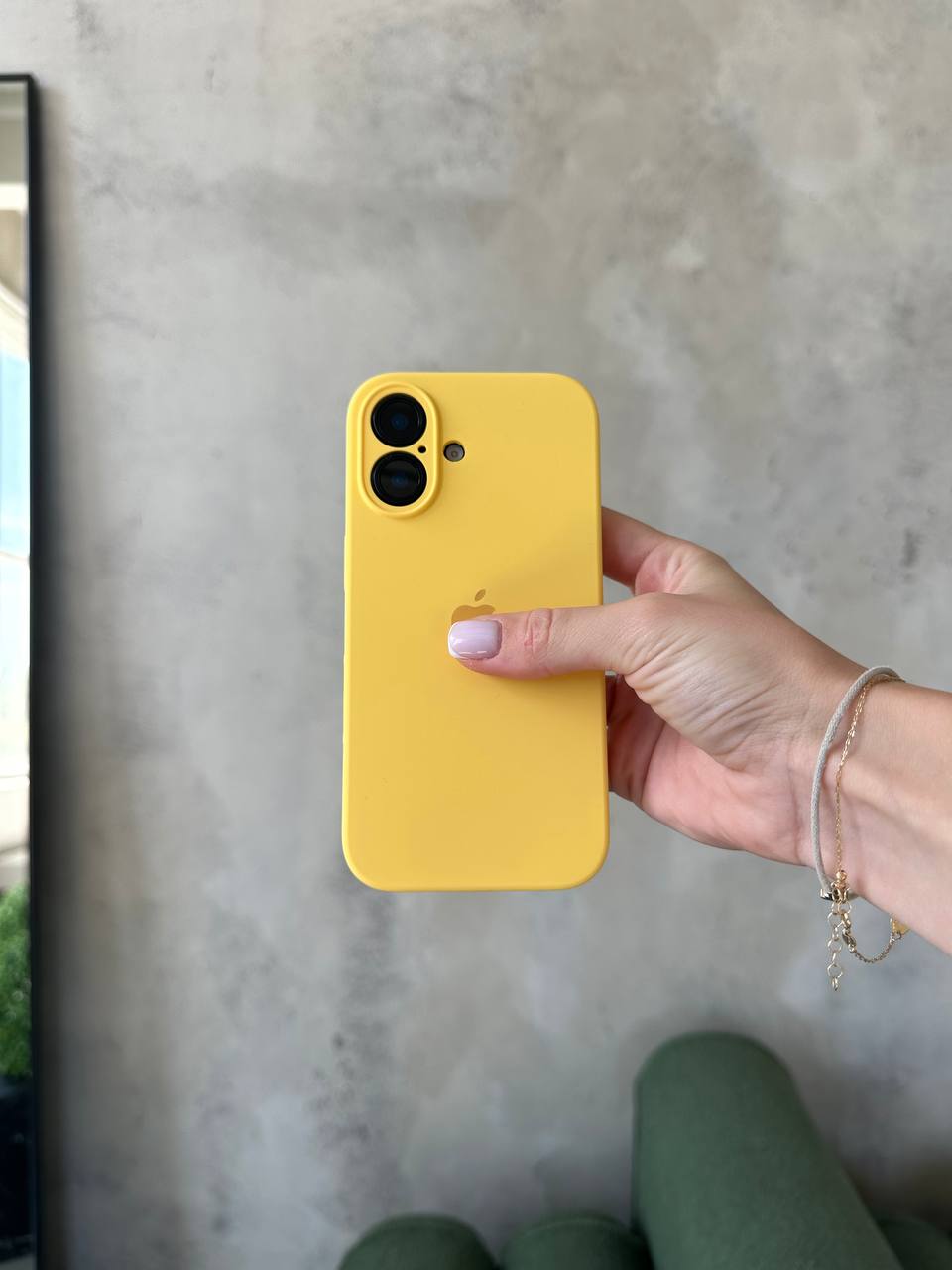 Чохол Silicone case із закритою камерою на iPhone 16+ Yellow #04