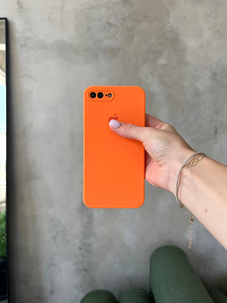 Чехол Silicone case с закрытой камерой на iPhone 7+ / 8+ Kumquat #52