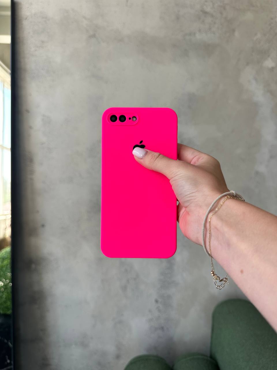 Чехол Silicone case с закрытой камерой на iPhone 7+ / 8+ Shiny Pink #23