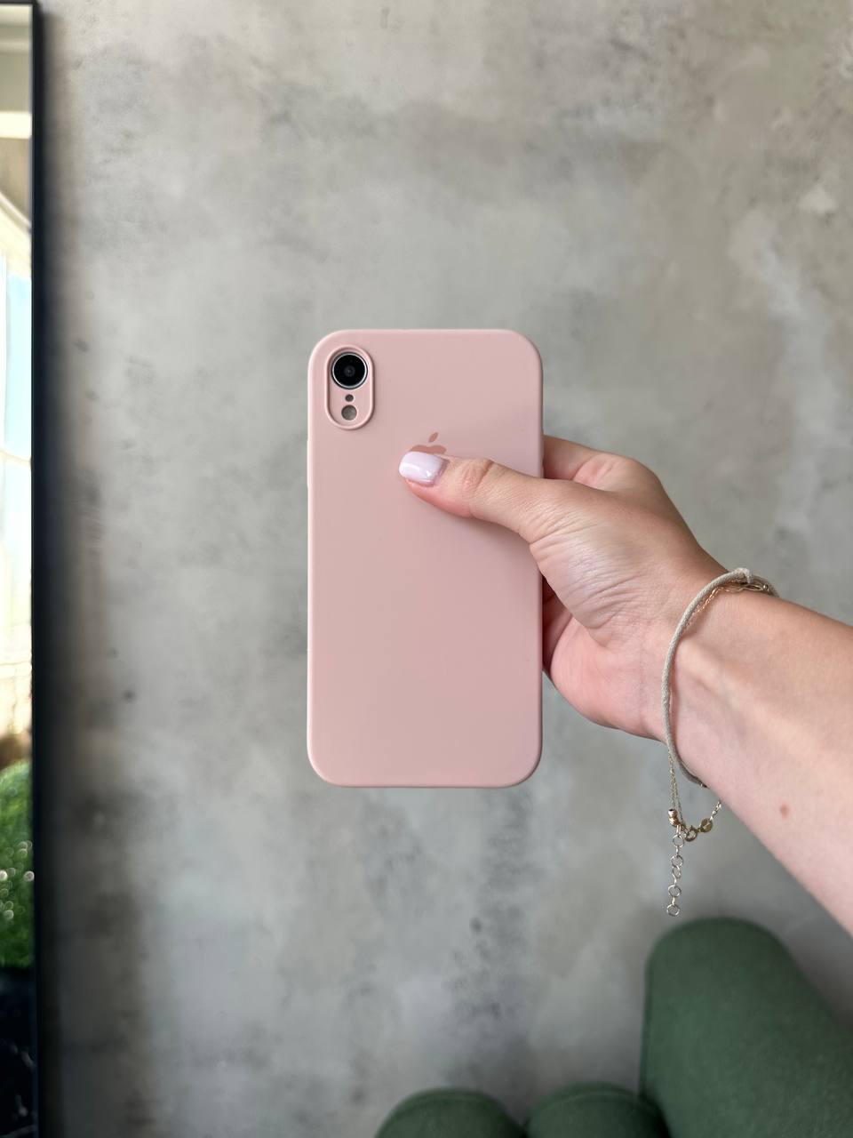 Чохол Silicone case із закритою камерою на iPhone XR Pink Sand #15