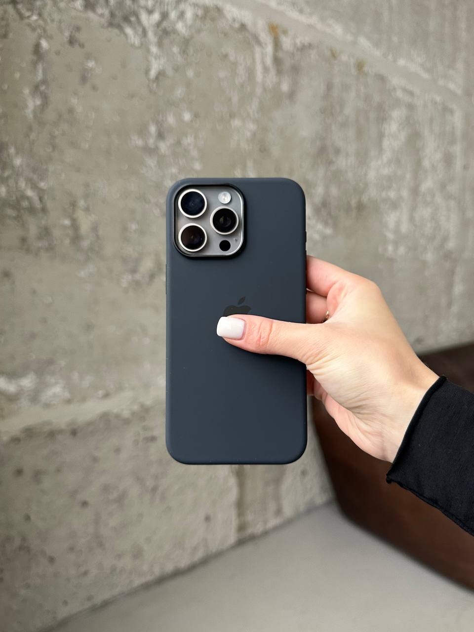 Чехол Silicone case с Magsafe на iPhone 15 Pro Black (01)