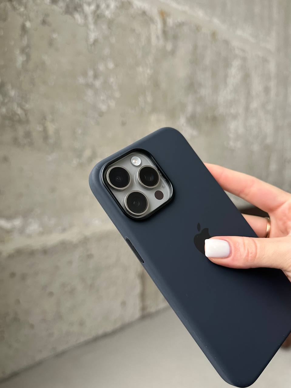 Чехол Silicone case с Magsafe на iPhone 15 Pro Black (01)