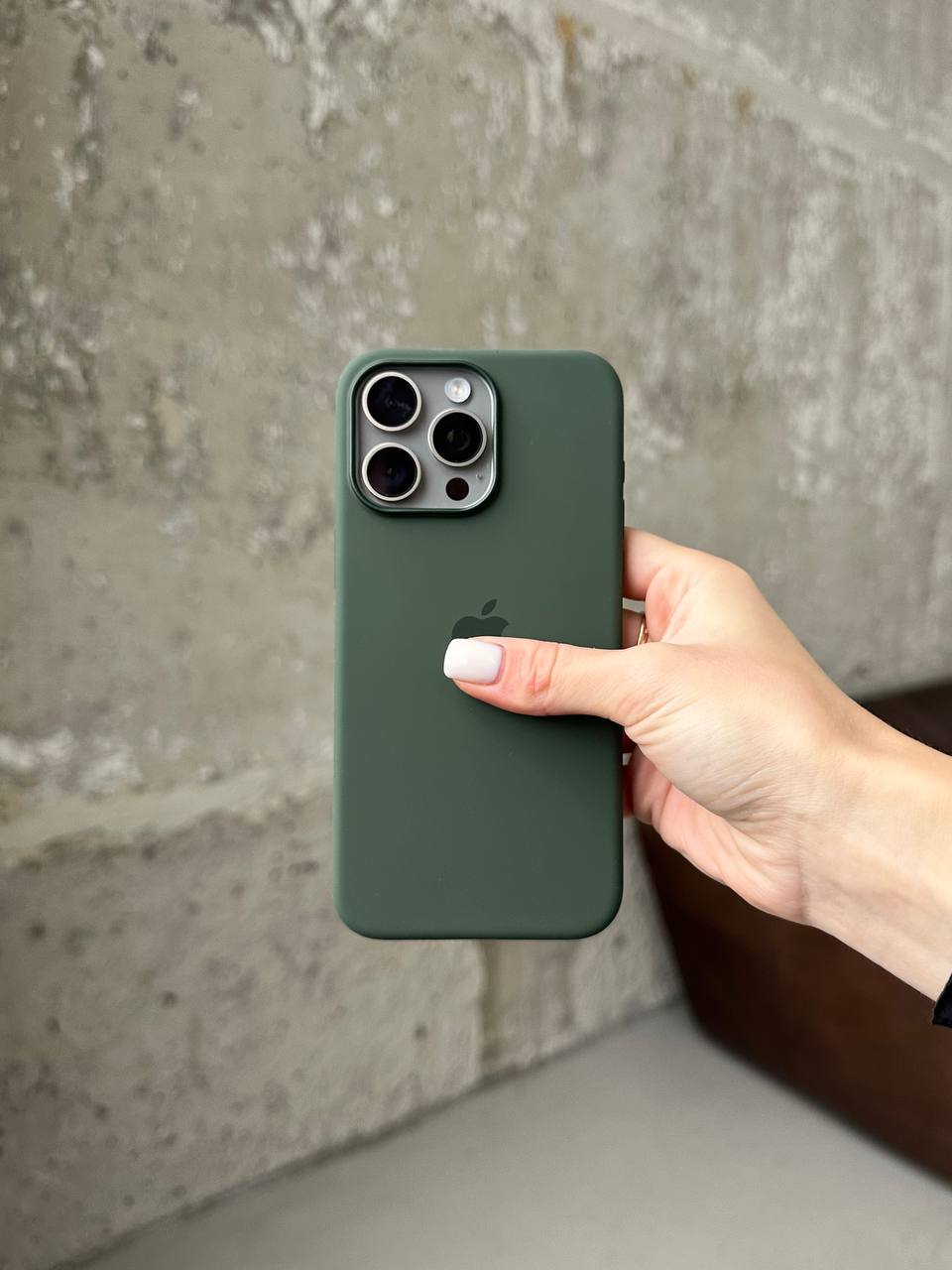 Чехол Silicone case с Magsafe на iPhone 15 Pro Cypress (05)
