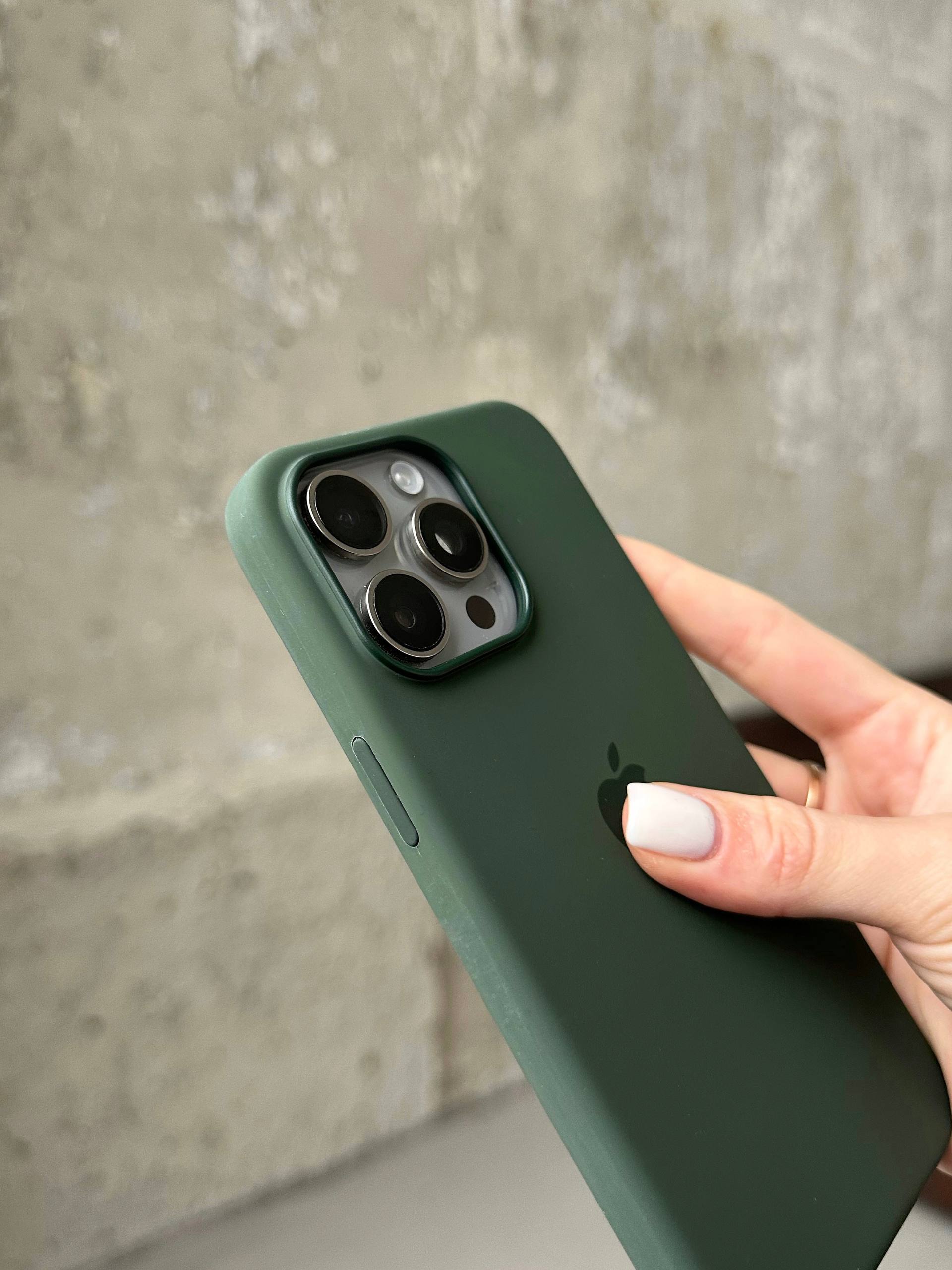 Чехол Silicone case с Magsafe на iPhone 15 Pro Cypress (05)