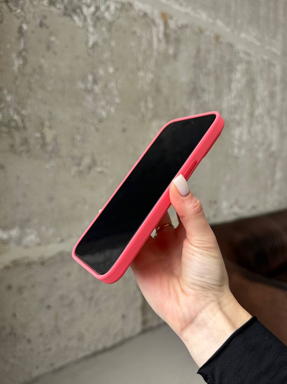 Чехол Silicone case с Magsafe на iPhone 15 Pro Guava (08)