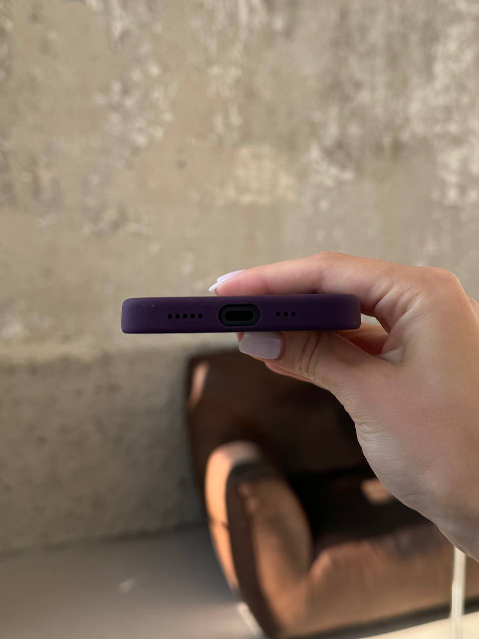 Чехол Silicone case с Magsafe на iPhone 16+ Plum (03)