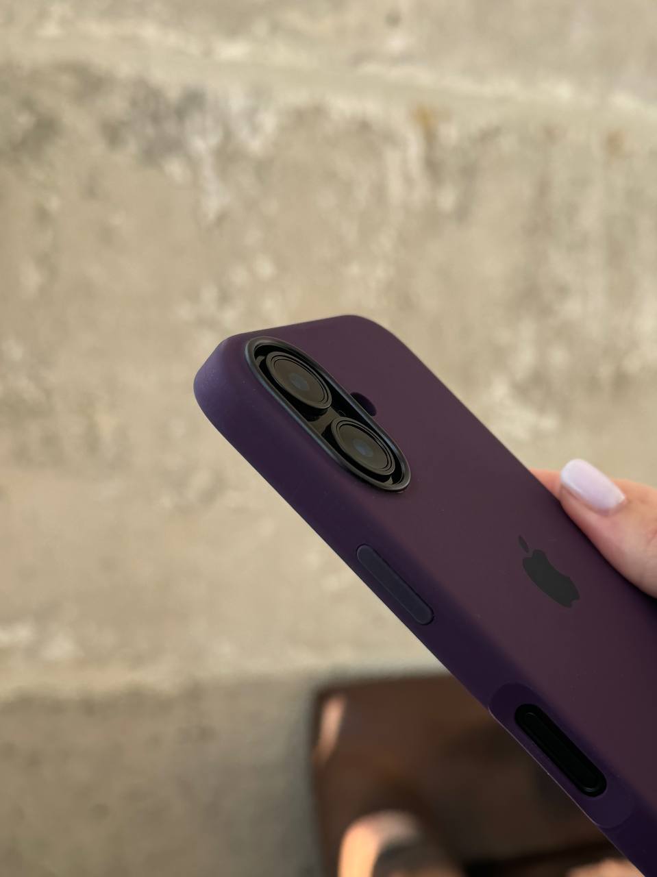 Чехол Silicone case с Magsafe на iPhone 16+ Plum (03)