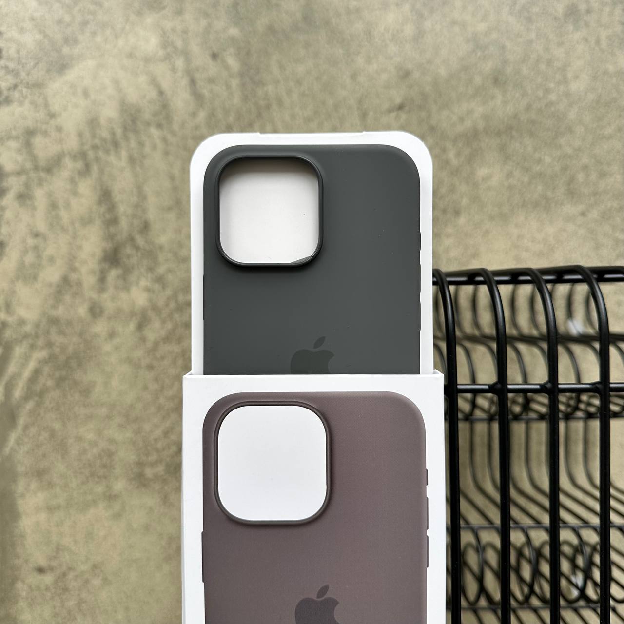 Чохол Silicone case з Magsafe на iPhone 16 Pro Stone Gray (02)