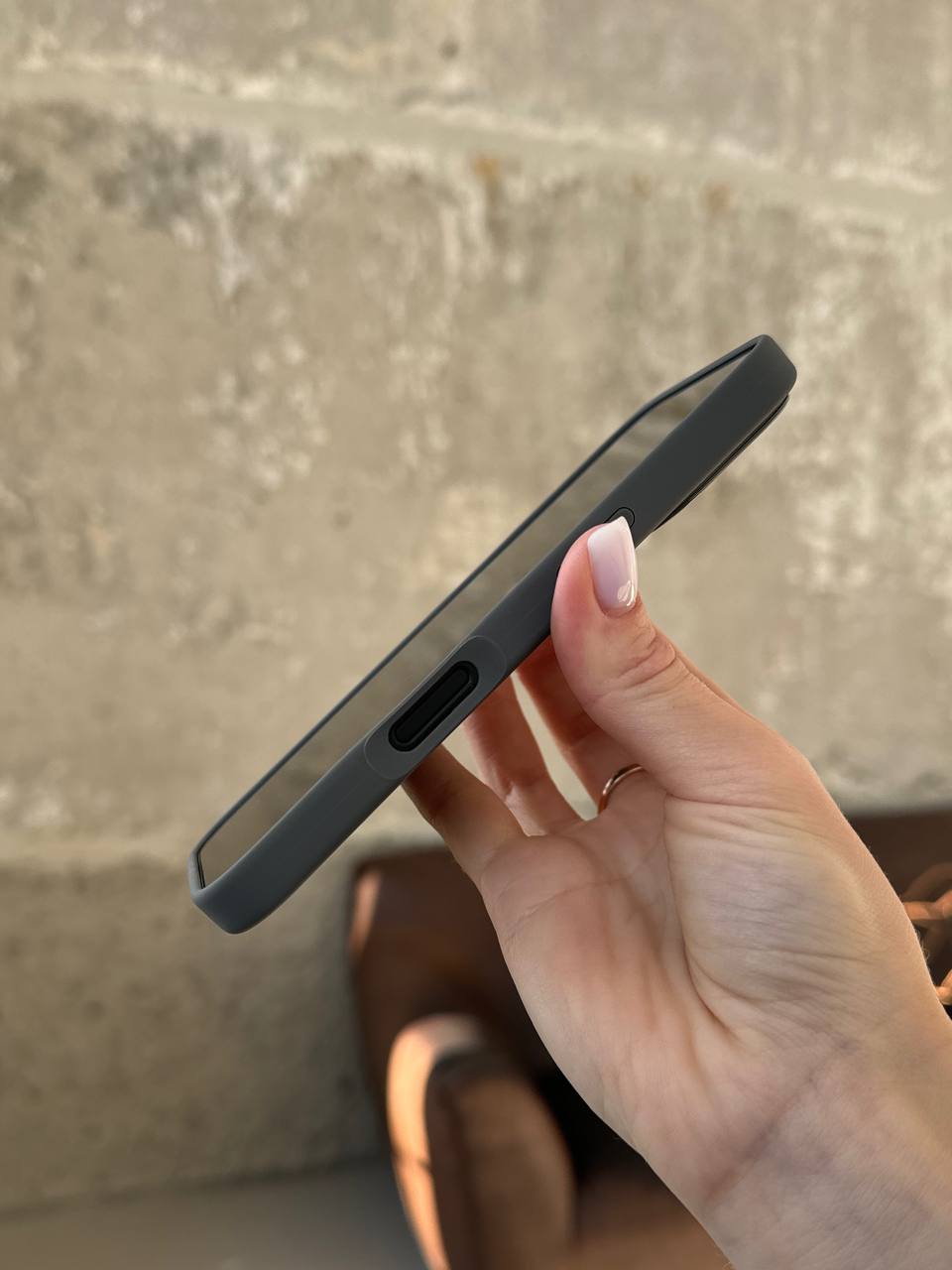 Чехол Silicone case с Magsafe на iPhone 16 Stone Gray (02)
