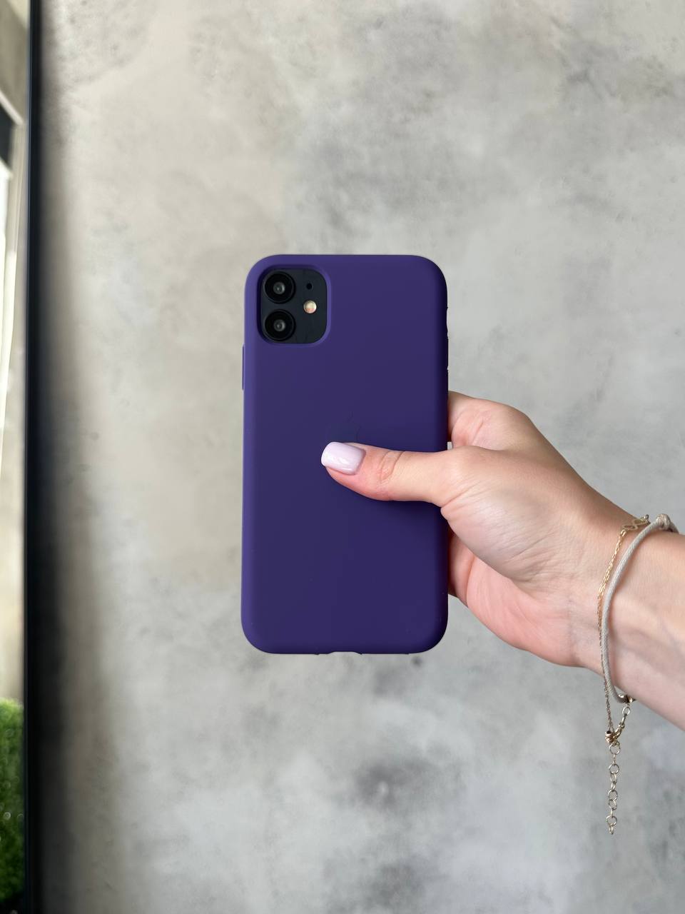 Чехол Silicone case с открытой камерой на iPhone 11 Amethyst (21)