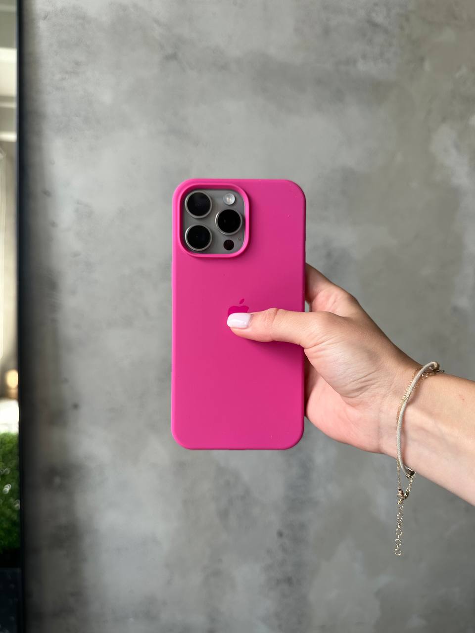 Чехол Silicone case с открытой камерой на iPhone 16 Pro Max Dragon Fruit (13)