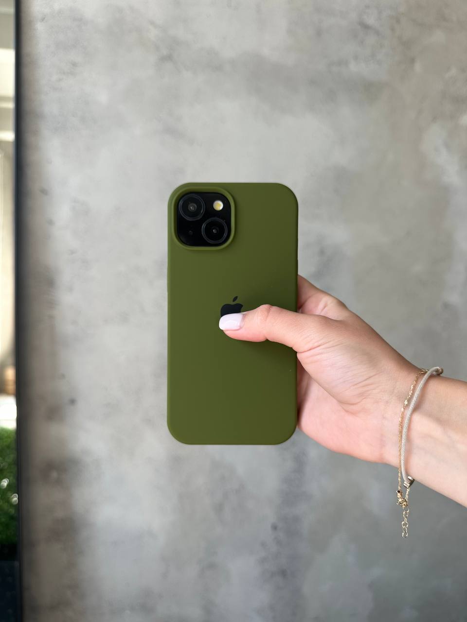 Чехол Silicone case с открытой камерой на iPhone 13 Mini Army Green (11)