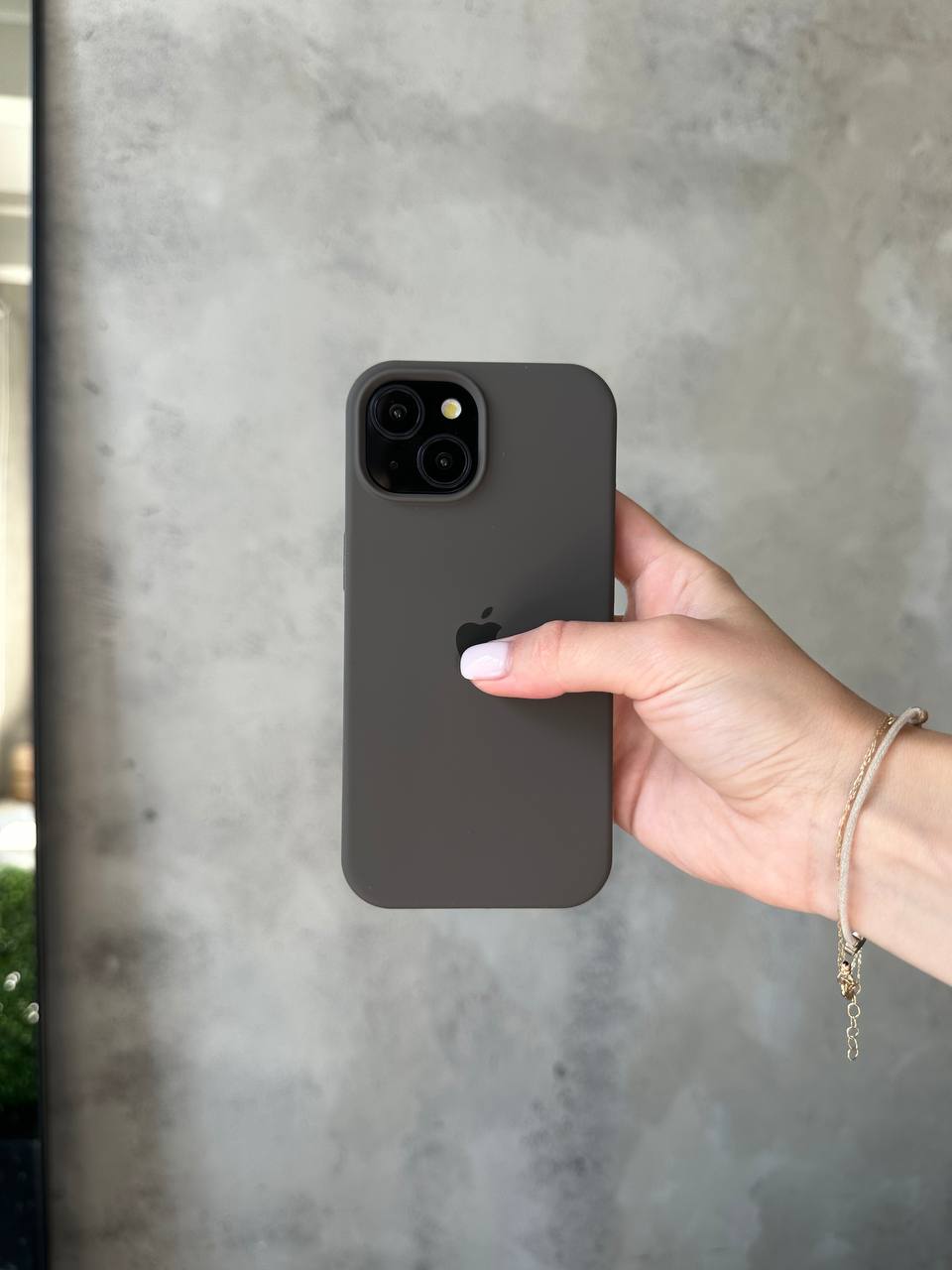 Чехол Silicone case с открытой камерой на iPhone 13 Mini Cocoa (22)