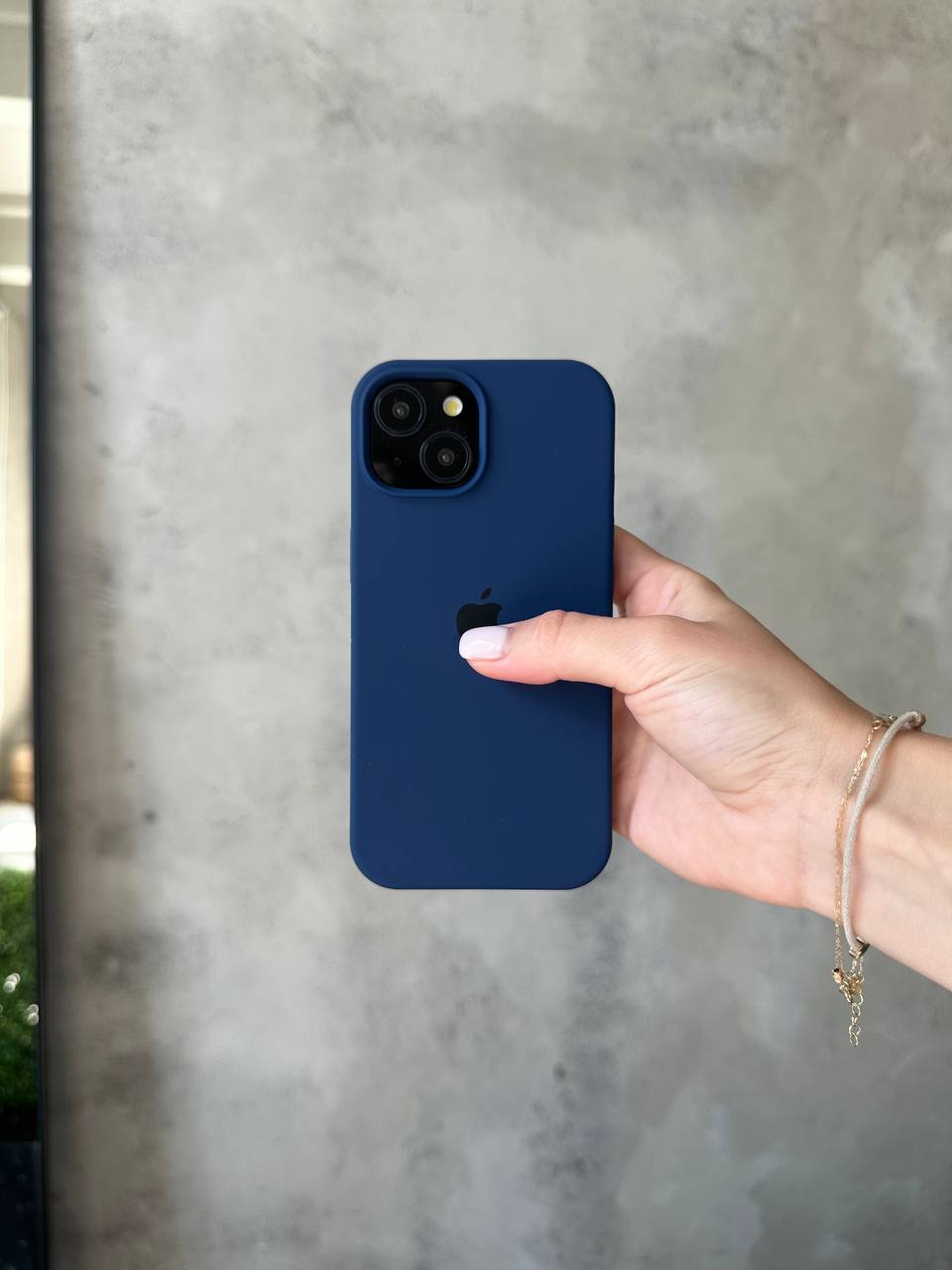 Чехол Silicone case с открытой камерой на iPhone 13 Mini Deep Navy (30)