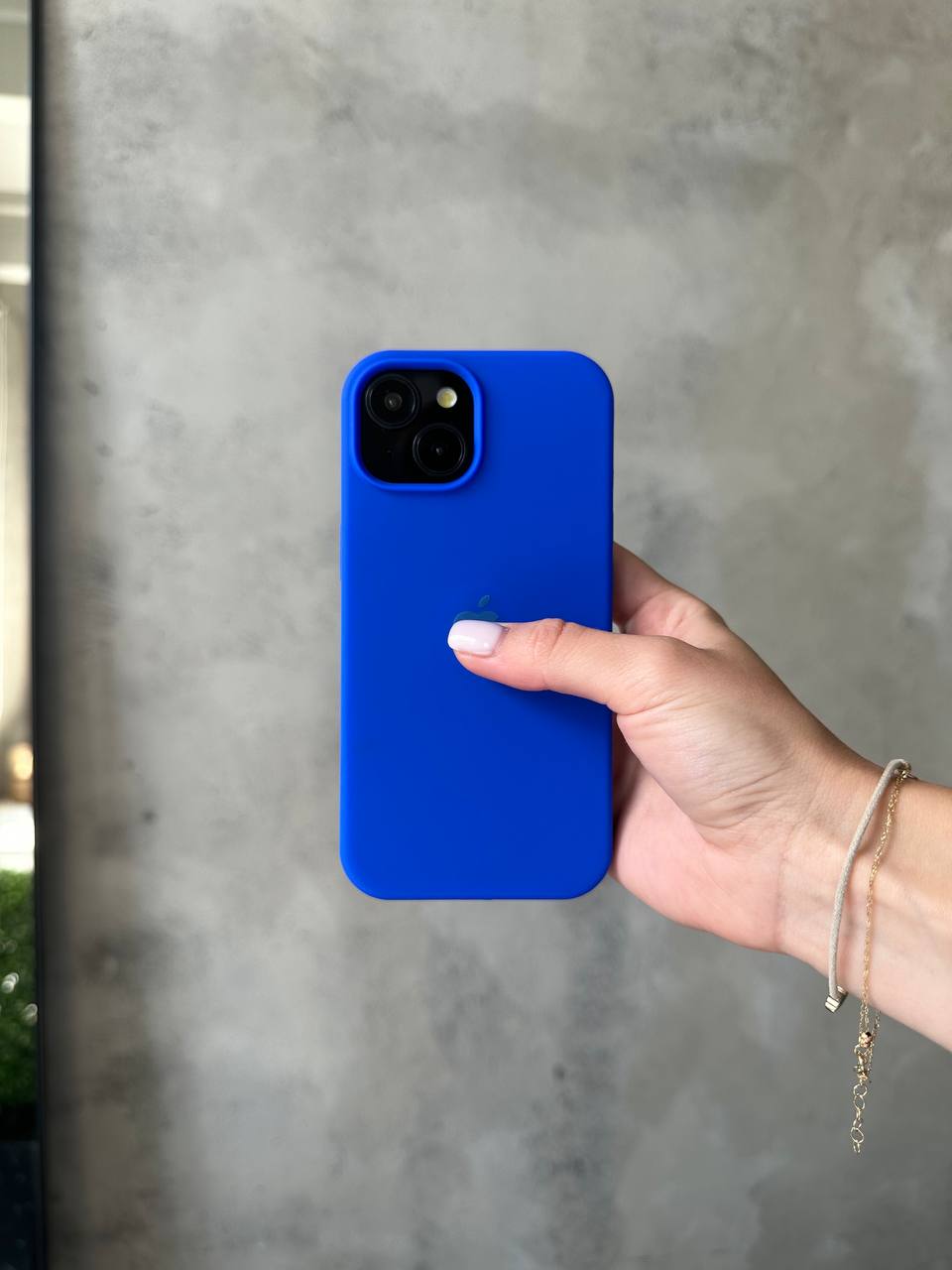 Чехол Silicone case с открытой камерой на iPhone 13 Mini Electric Blue (29)