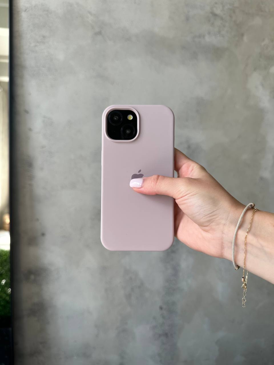Чехол Silicone case с открытой камерой на iPhone 13 Mini Lavander (08)