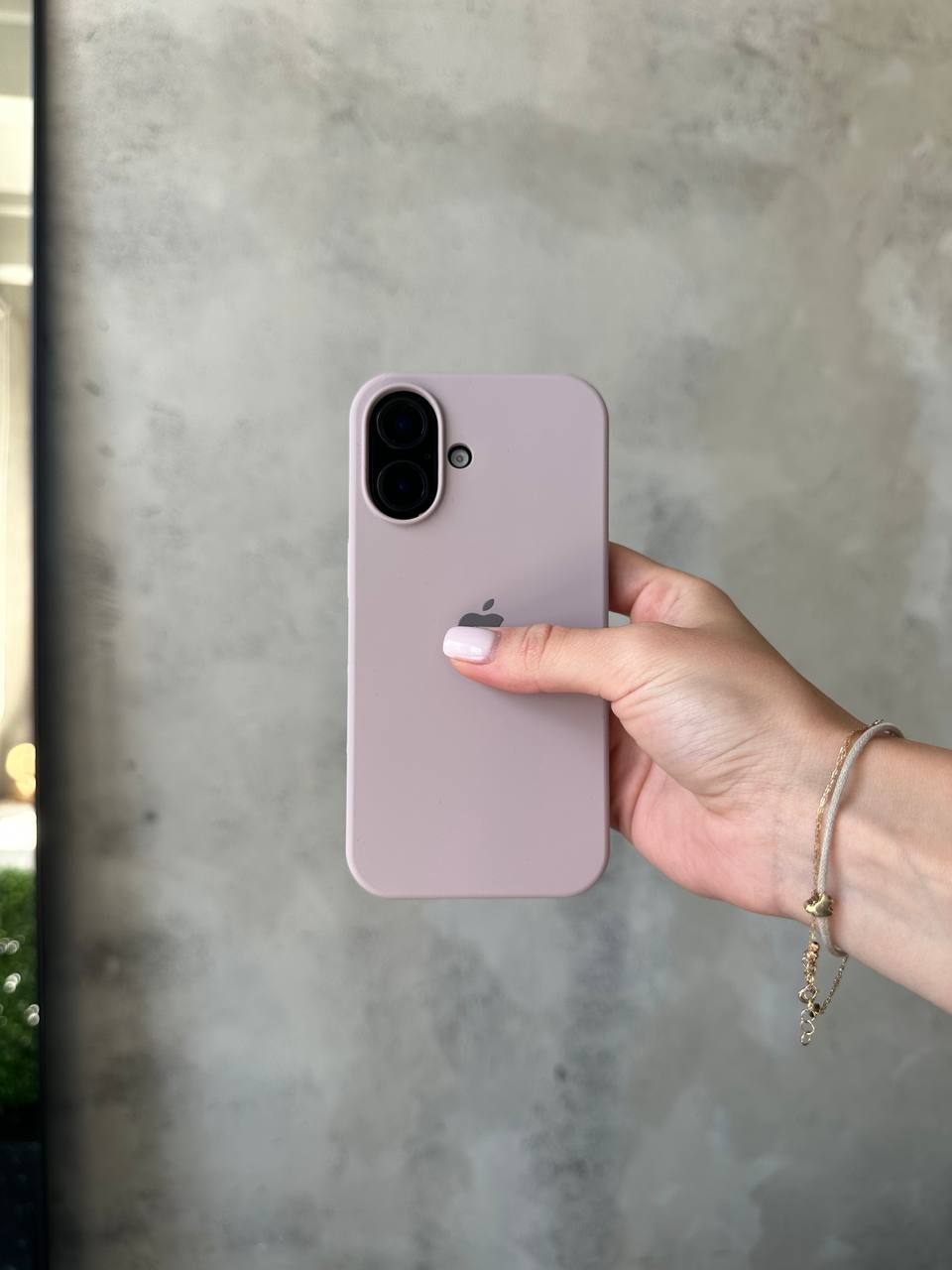 Чехол Silicone case с открытой камерой на iPhone 17 Lavander (08)