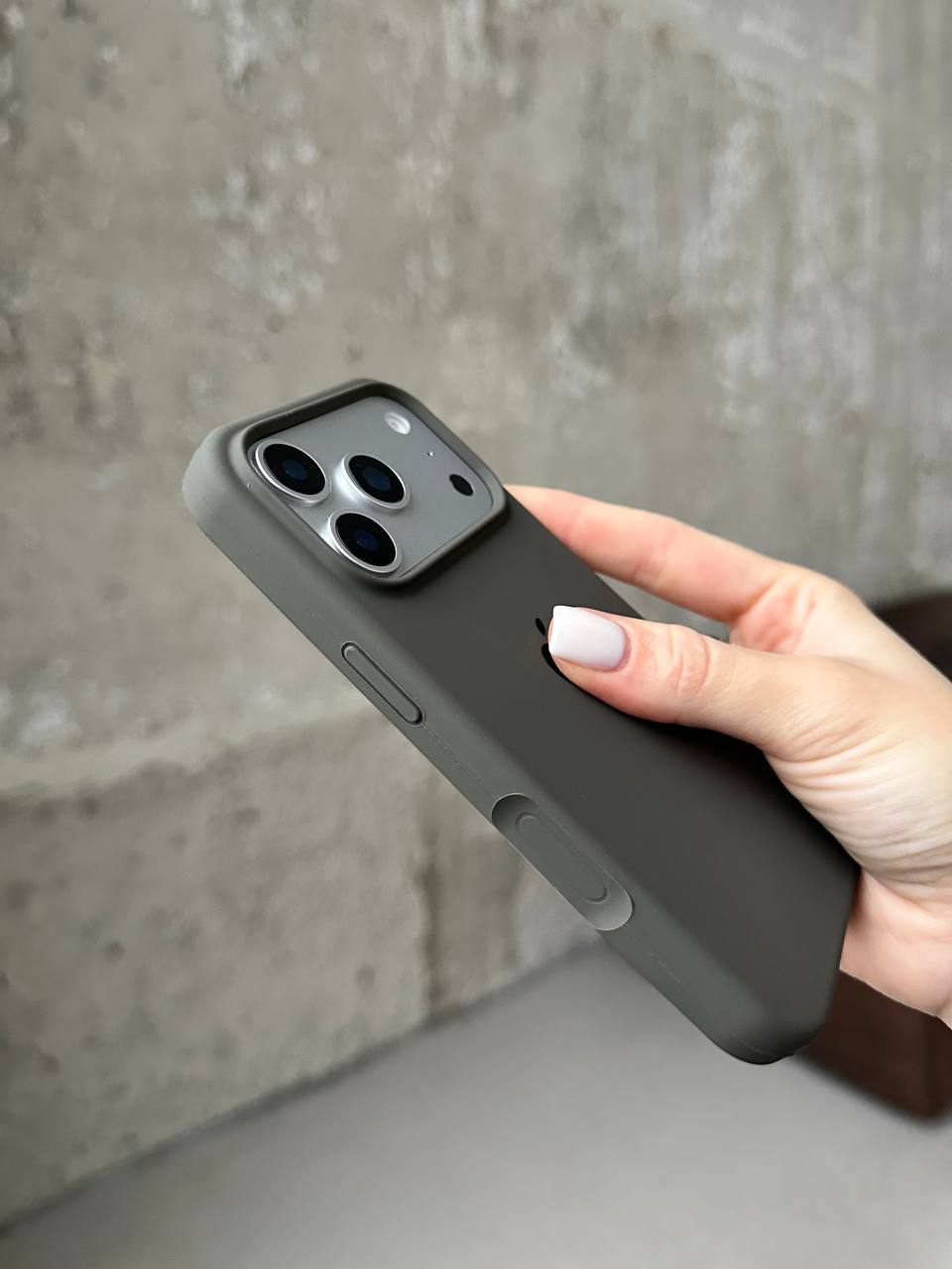 Чохол Silicone case з відкритою камерою на iPhone 17 Pro Max Cocoa (22)