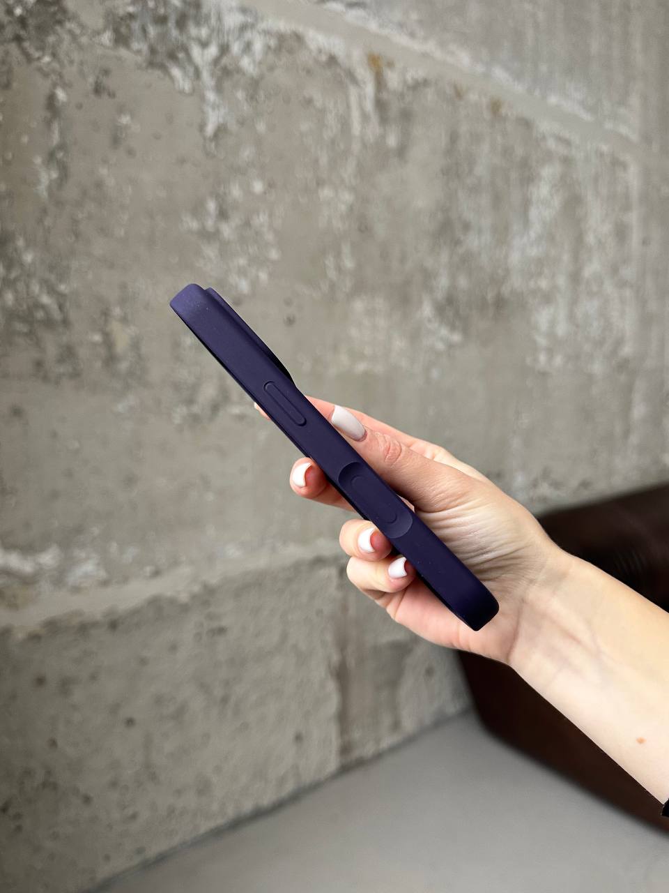 Чохол Silicone case з відкритою камерою на iPhone 17 Pro Max Elderberry (32)
